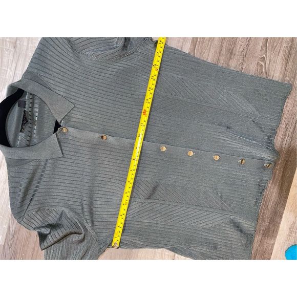 Ted Baker London Meenaa Cardigan Ribbed Top in Olive Green - Size 3 (US Medium) - Picture 10 of 12